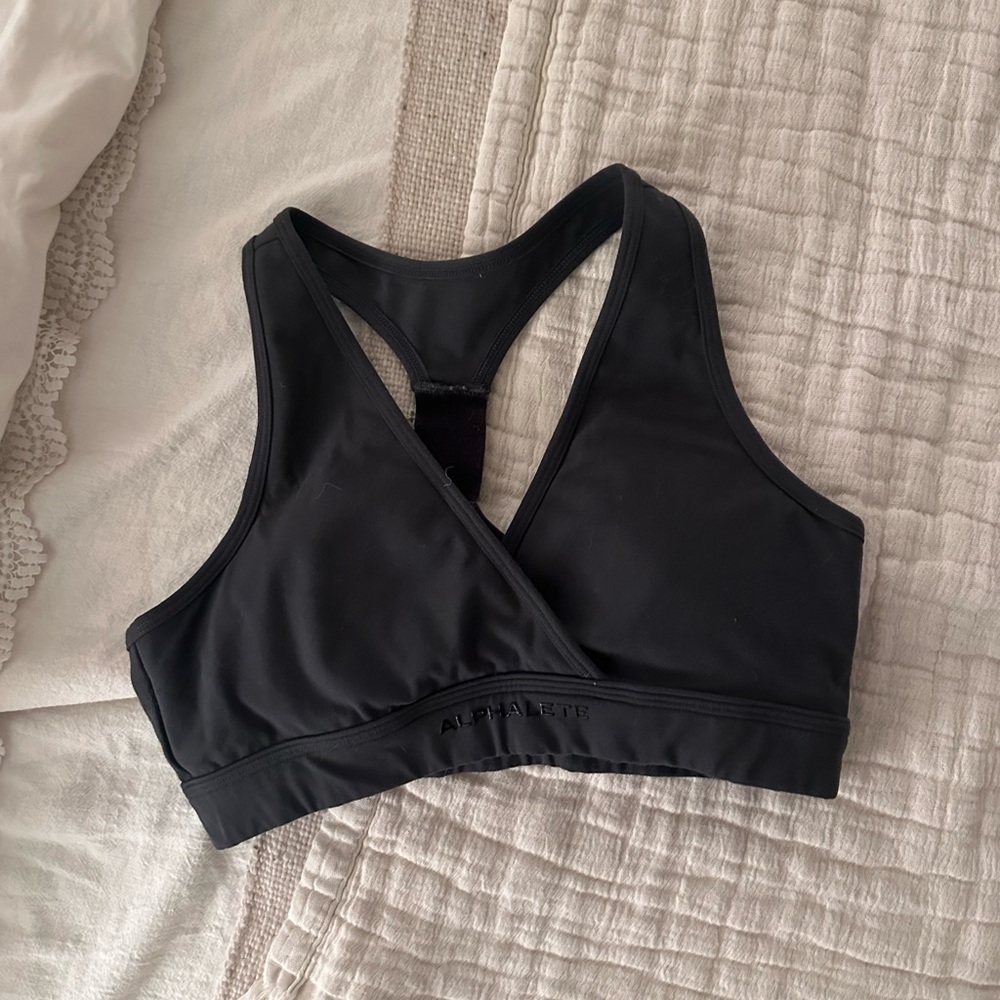 Alphalete bra